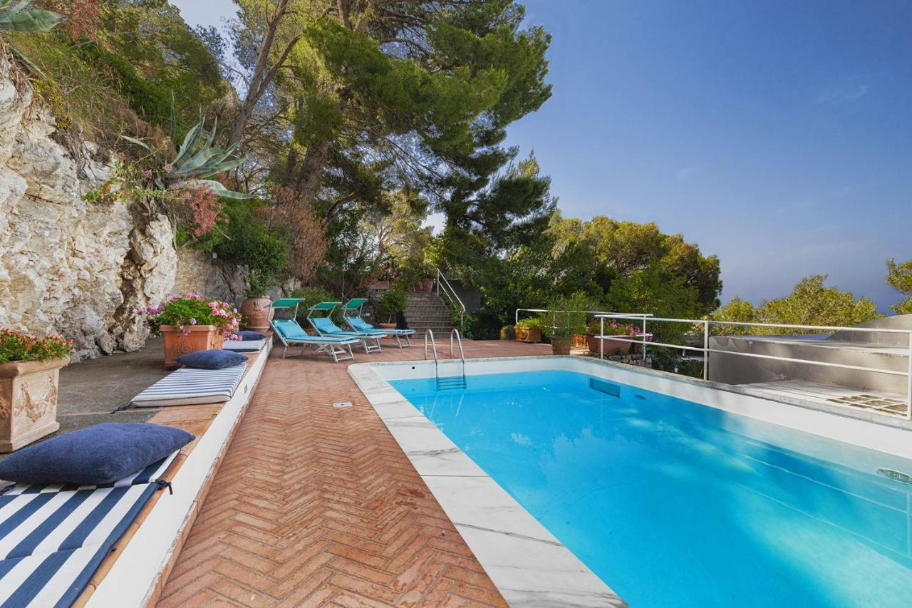 - Polifemo Villa Capri